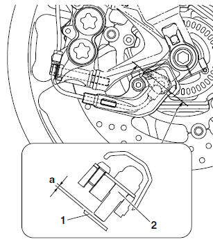 Installing the front wheel (disc brake)