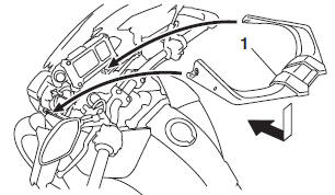 Installing the fuel tank front cover