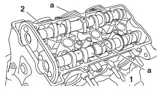 Installing the camshafts